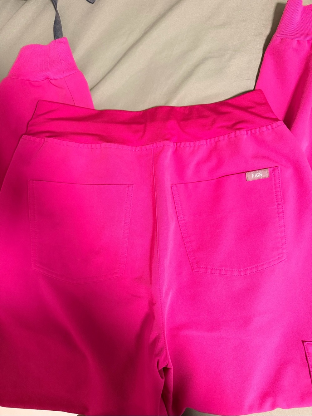 Zamora Jogger Scrub Pant in Electric Orchid - Figs - Picture 2 of 3